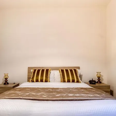 アパート Modern 2 Bed Flat In San Giovanni