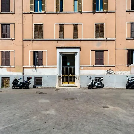 شقة Modern 2 Bed Flat In San Giovanni